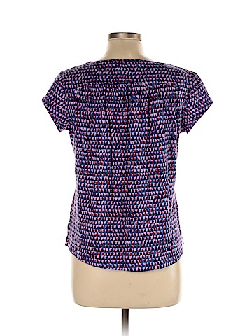 Liz Claiborne Short Sleeve T-Shirt (view 2)
