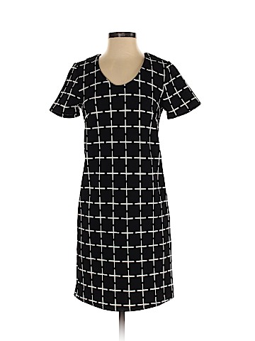 Romeo & Juliet Couture Casual Dress (view 1)