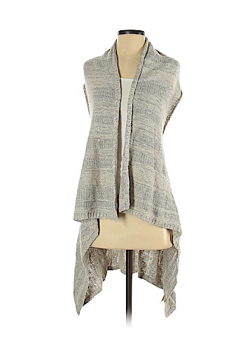 Sparrow Cardigan (view 1)