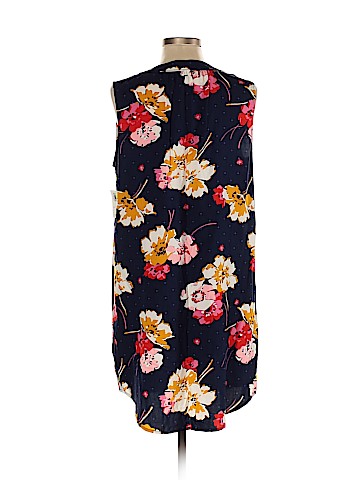 Old Navy Casual Dress (view 2)