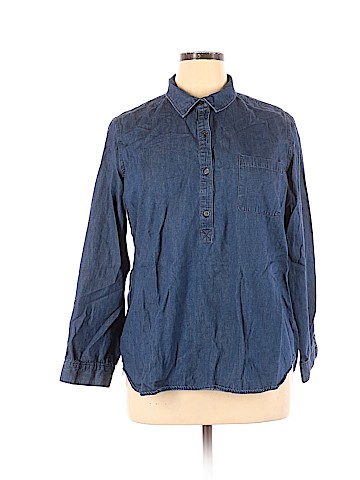 Old Navy Long Sleeve Button-Down Shirt (view 1)