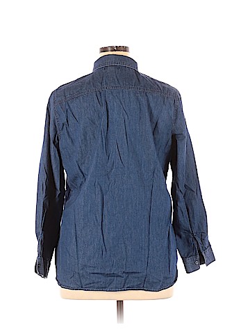 Old Navy Long Sleeve Button-Down Shirt (view 2)