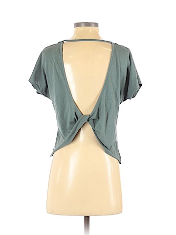 Forever 21 Short Sleeve T-Shirt (view 2)