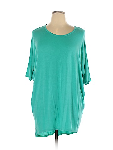 Lularoe Short Sleeve Top (view 1)