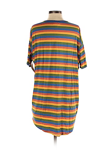 Lularoe Short Sleeve Top (view 2)