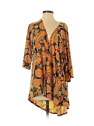 Lularoe Cardigan (view 1)