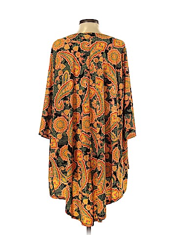 Lularoe Cardigan (view 2)