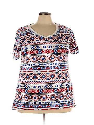 Lularoe Short Sleeve T-Shirt (view 1)