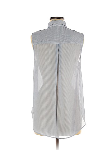 H&M Sleeveless Button-Down Shirt (view 2)
