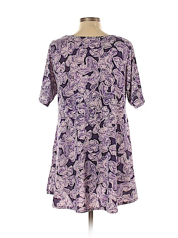 Lularoe Short Sleeve Top (view 2)