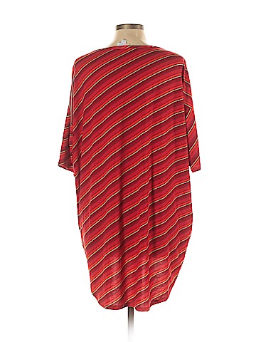 Lularoe Short Sleeve Top (view 2)