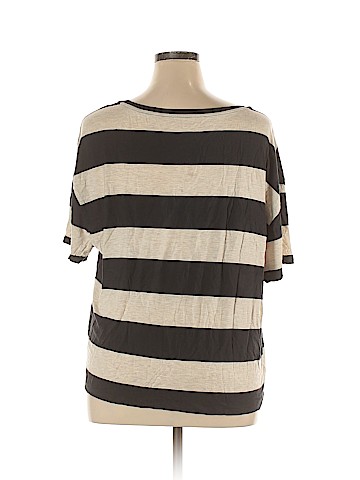 American Eagle Outfitters Short Sleeve Top (view 2)