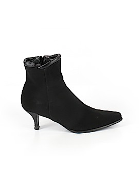 Stuart Weitzman Size 6 1/2