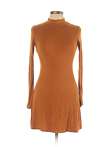 Forever 21 Casual Dress (view 1)