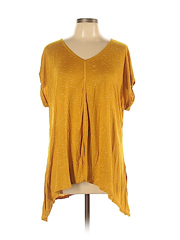 paisley raye Short Sleeve T-Shirt (view 1)