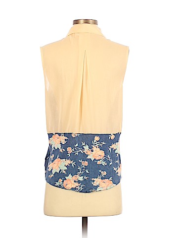 Kimchi Blue Sleeveless Top (view 2)