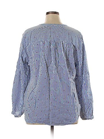 Old Navy Long Sleeve Button-Down Shirt (view 2)