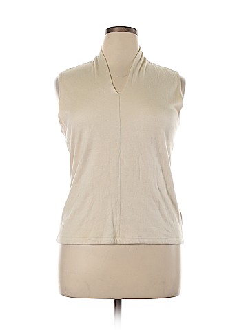 Croft & Barrow Sleeveless Top (view 1)