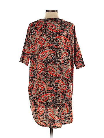 Lularoe Short Sleeve T-Shirt (view 2)