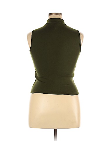 No Boundaries Sleeveless Top (view 2)