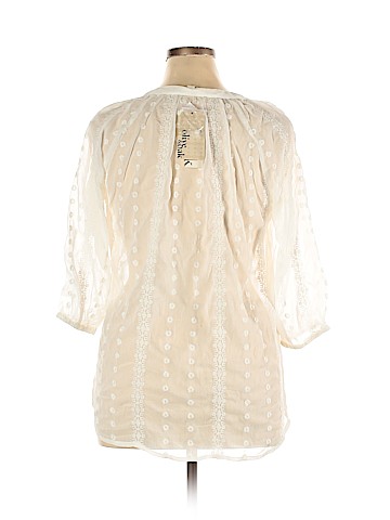 Olive and Oak 3/4 Sleeve Button-Down Shirt (view 2)