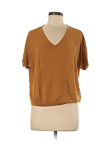 Uniqlo Pullover Sweater (view 1)