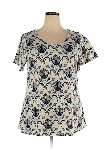 Lularoe Short Sleeve Polo (view 1)