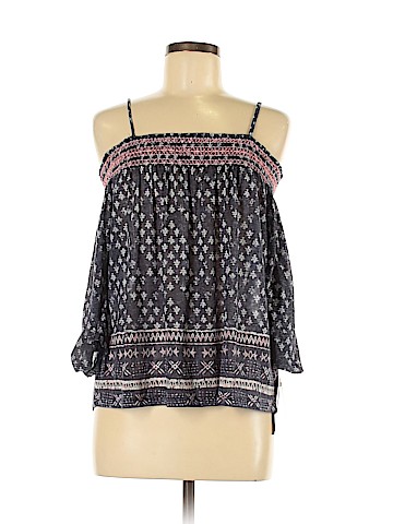 Jolt 3/4 Sleeve Top (view 1)