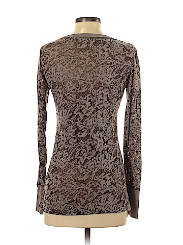 Maurices Long Sleeve T-Shirt (view 2)