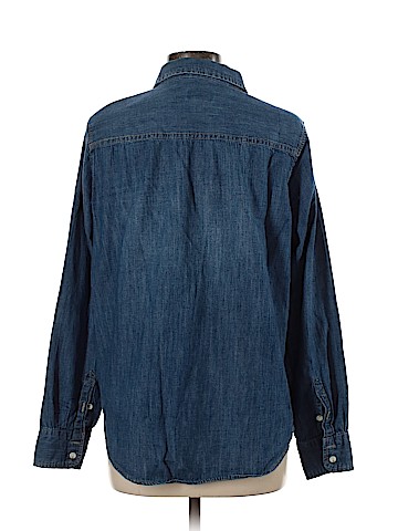 Universal Thread Long Sleeve Button-Down Shirt (view 2)