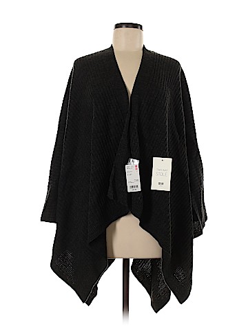 Uniqlo Poncho (view 1)