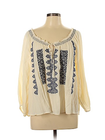 American Eagle Outfitters 3/4 Sleeve Blouse (view 1)