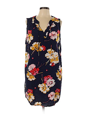 Old Navy Casual Dress (view 1)