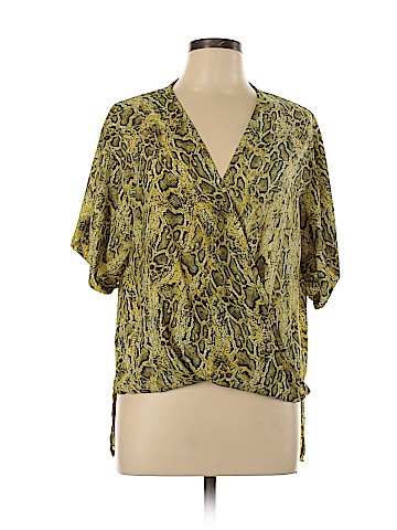 Tyche Short Sleeve Blouse (view 1)