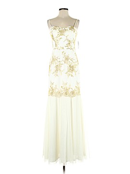 Hailey by Adrianna Papell Size 4