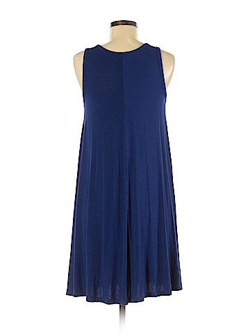Old Navy Casual Dress (view 2)