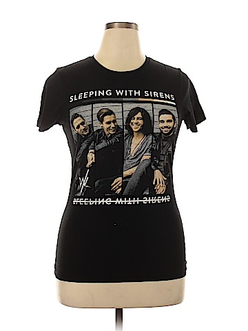 Assorted Brands Short Sleeve T-Shirt (view 1)