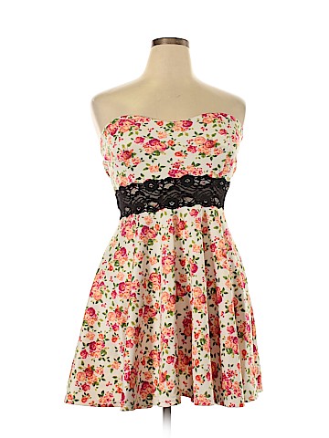 Wild Daisy Casual Dress (view 1)