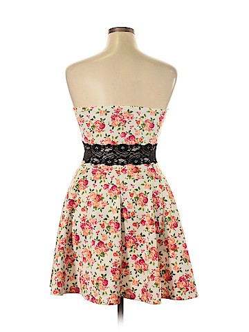 Wild Daisy Casual Dress (view 2)