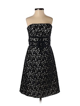 White House Black Market Size 2