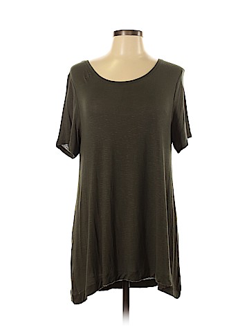 Old Navy Short Sleeve T-Shirt (view 1)