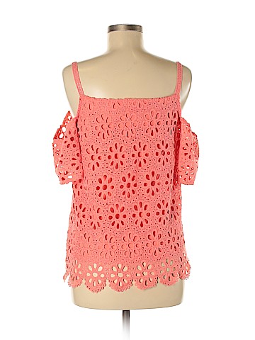 Nike Short Sleeve Top (view 2)