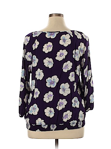 Old Navy 3/4 Sleeve Blouse (view 2)