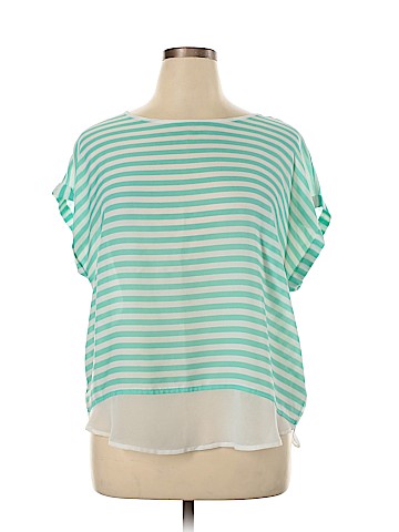 a.n.a. A New Approach Short Sleeve Blouse (view 1)