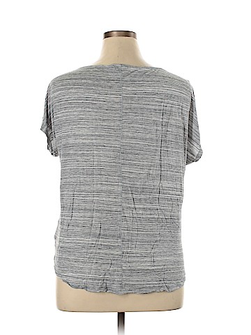 Gap Short Sleeve T-Shirt (view 2)