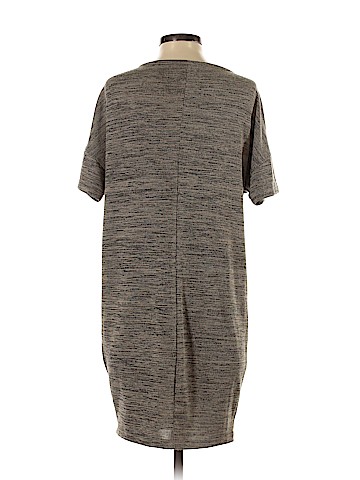 Old Navy Casual Dress (view 2)