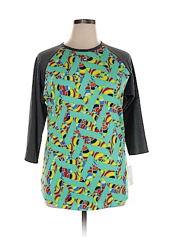 Lularoe 3/4 Sleeve T-Shirt (view 1)