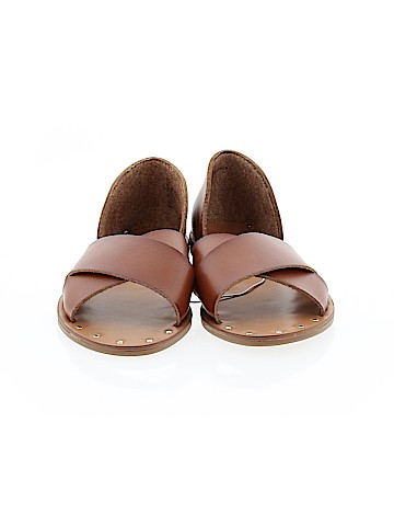 Universal Thread Sandals (view 2)