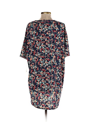 Lularoe Short Sleeve T-Shirt (view 2)