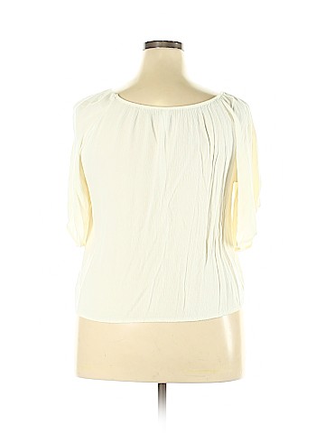 Xhilaration 3/4 Sleeve Blouse (view 2)